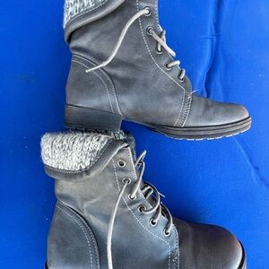 Gray Women's Lace-Up Boots